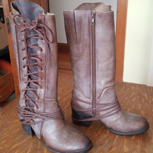 Freebird by Steven Cash boots size 9